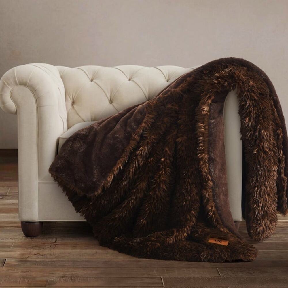 FRYE Arctic Luxe Faux Fur Throw 60”x70”
